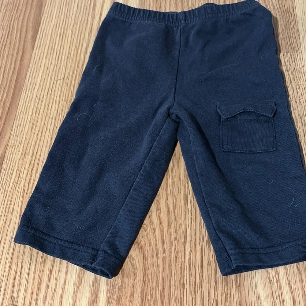 4 pairs of 6-9 month baby pants- blue and gray-